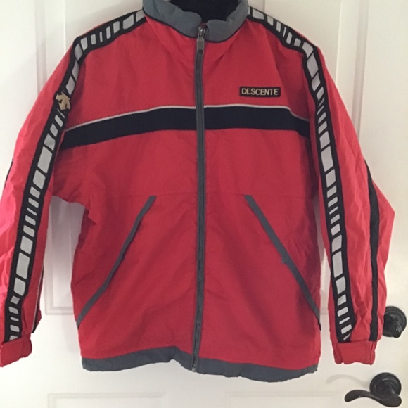 DESCENTE RED POLYESTER SKI JACKET. YOUTH 14.